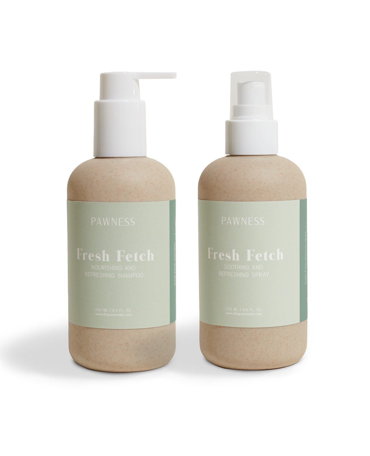 Twee flesjes frisse Fetch hand wash, perfect om je handen de hele dag schoon en fris te houden.