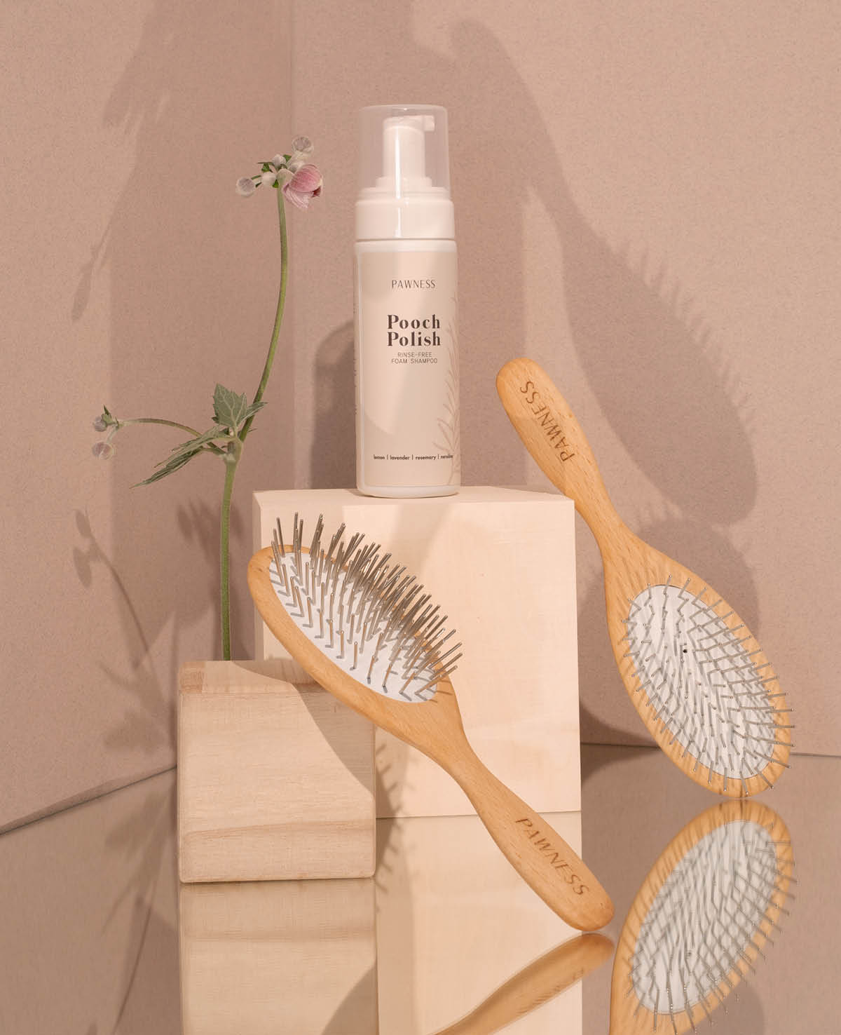 Gentle Touch Borstel met Foam shampoo